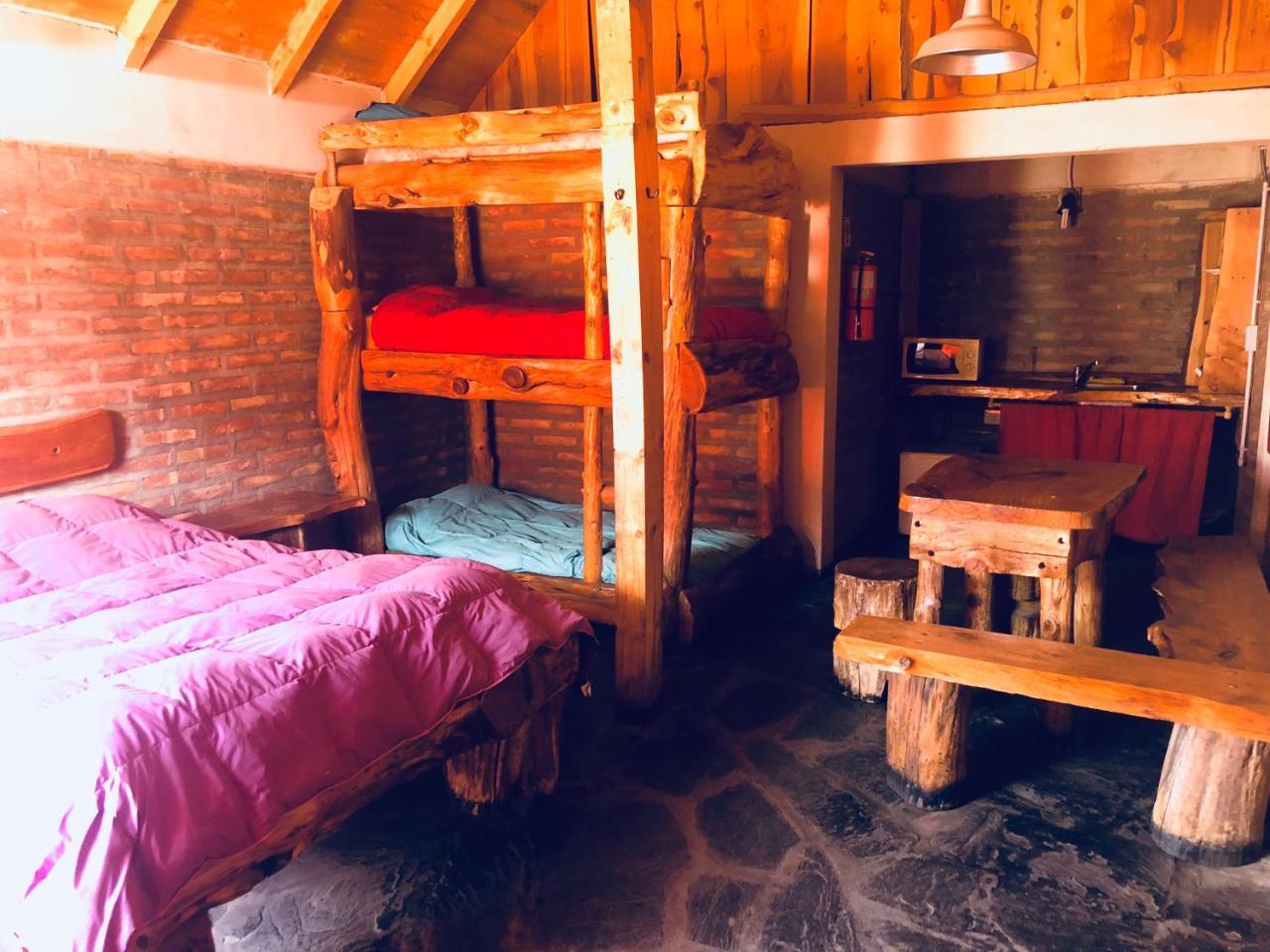 El Bolsón Cabanas Pehueniaホステル エクステリア 写真
